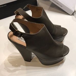 Steve Madden Gabby Grey Wedges